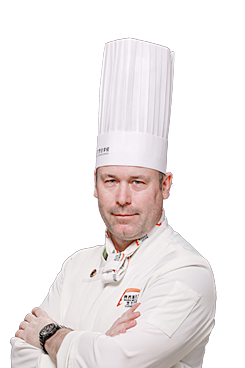 TREVOR SCOTT ʯ���