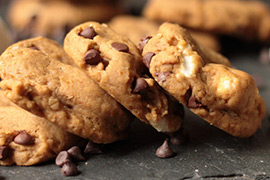 �������