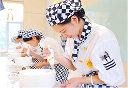 �����¶�����������ѧУƷ������