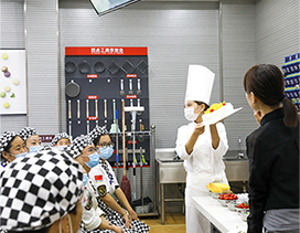 ��ҵ������ϵ