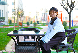 �����¶���У԰����