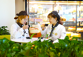 �����¶���У԰����