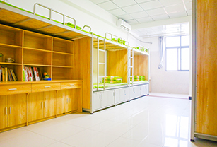 �¶���ѧ������